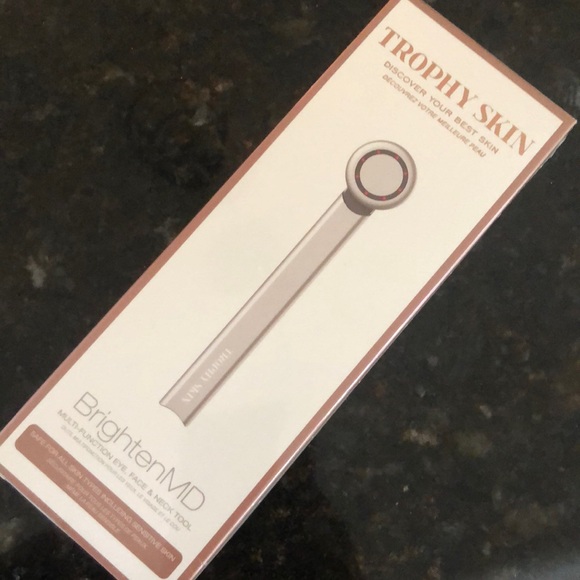 Trophy Skin Multi Eye, Face & Neck Tool from Brighten MD - Picture 1 of 1